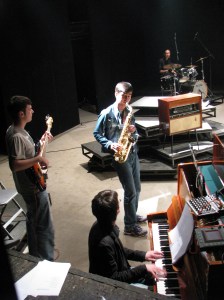 Uzbek Jazz Quartet accompanying Dance on Bones